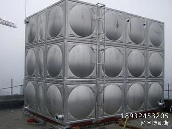 304不銹鋼組裝水箱<a href=http://www.nt-shsm.com/tlist/45.html target=_blank class=infotextkey><a href=http://http://www.nt-shsm.com/tlist/45.html target=_blank class=infotextkey>樓頂水箱</a></a>.jpg