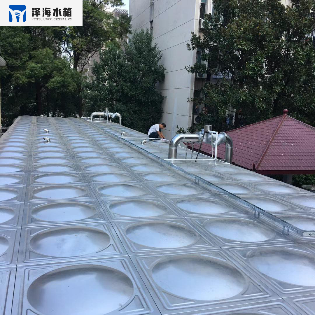 不銹鋼水箱廠家在安裝不銹鋼水箱時要考慮哪些問題！